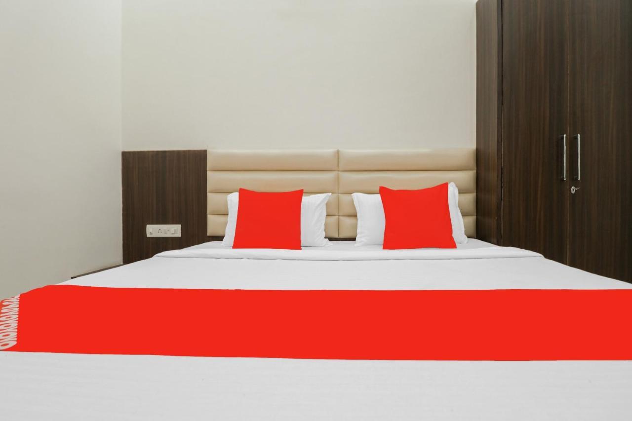 אמריצר Oyo 85906 Hotel Noor Residency מראה חיצוני תמונה