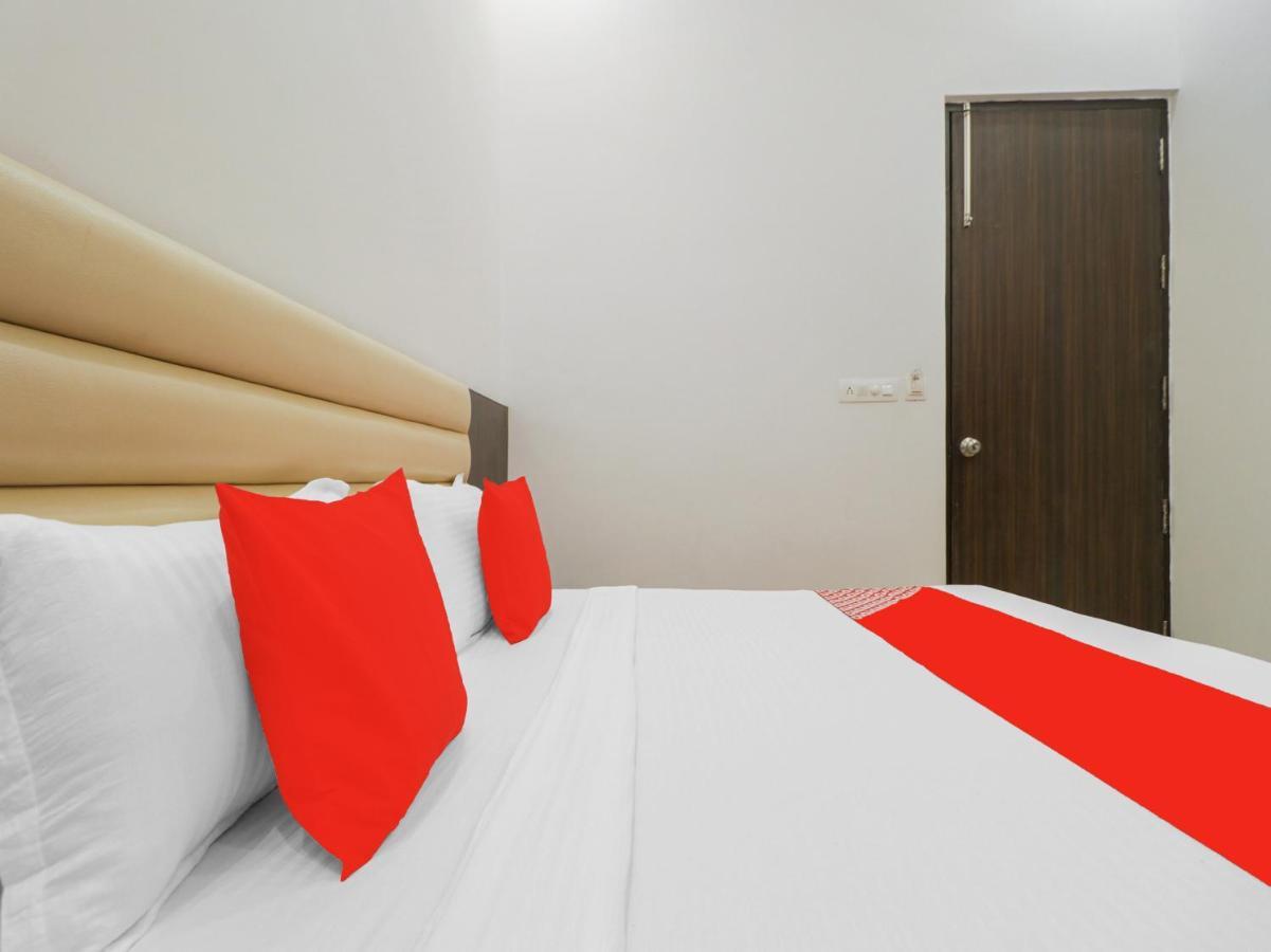 אמריצר Oyo 85906 Hotel Noor Residency מראה חיצוני תמונה